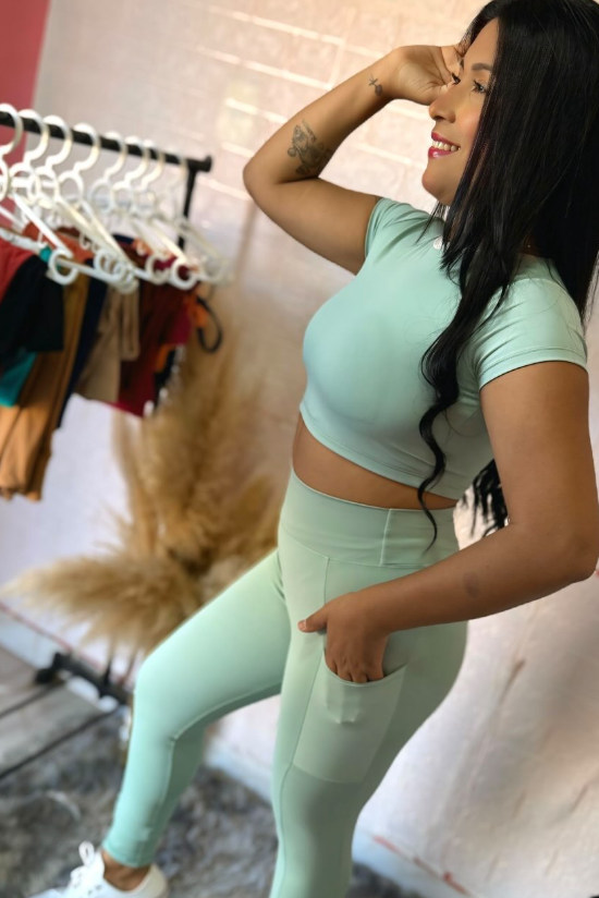 Conjunto Verde Menta